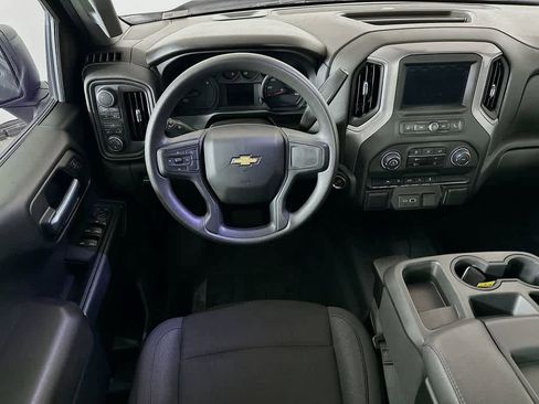 Used 2022 Chevrolet Silverado 1500 Custom image 10
