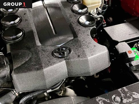 Certified 2018 Toyota 4Runner SR5 image 33