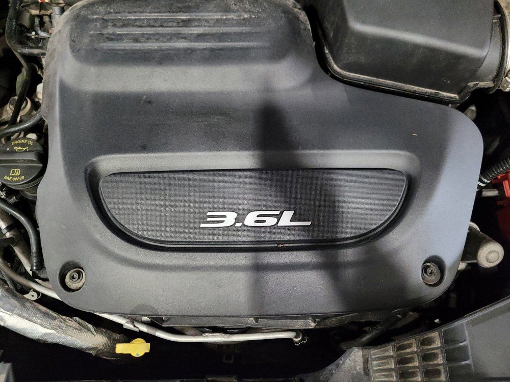 Used 2017 Chrysler Pacifica Touring-L w/ Tire & Wheel Group FWD image 30