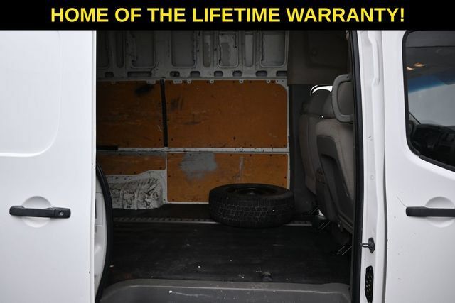Used 2013 Nissan NV 2500 SV w/ Technology Pkg RWD image 38