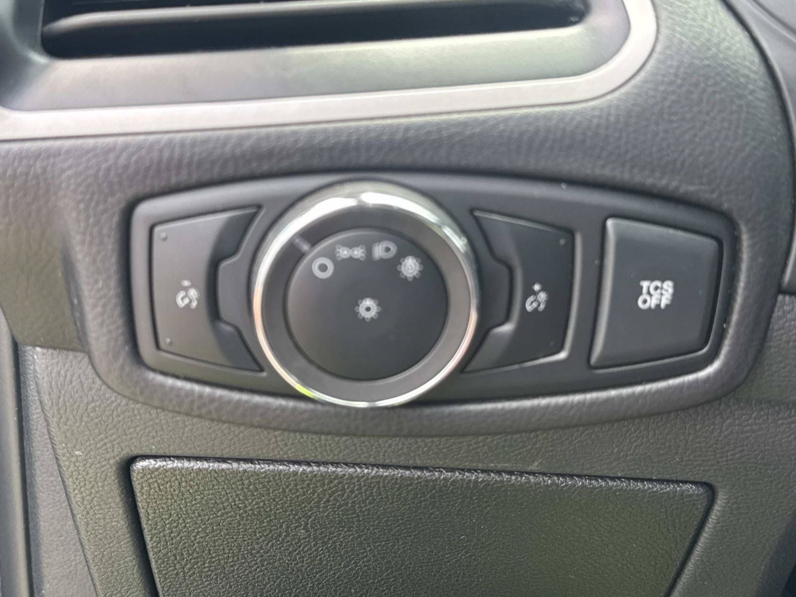Used 2024 Ford Edge SEL AWD/4WD image 19