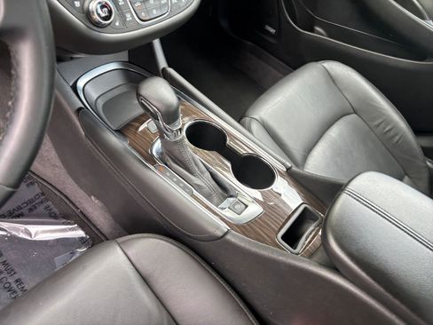 Used 2024 Chevrolet Malibu LT image 41