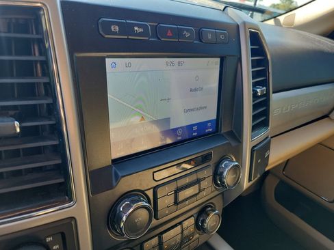 Used 2020 Ford F250 Lariat w/ Lariat Value Package AWD/4WD image 28