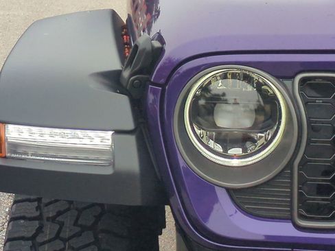New 2026 Jeep Gladiator Rubicon AWD/4WD image 9