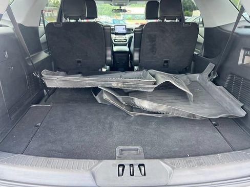 Certified 2024 Ford Explorer XLT w/ Equipment Group 202A AWD/4WD image 22