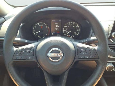 Used 2025 Nissan Altima 2.5 S image 14