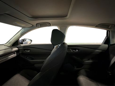 Used 2023 Honda Accord EX image 37