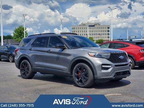 Used 2023 Ford Explorer ST w/ Equipment Group 401A AWD/4WD image 2