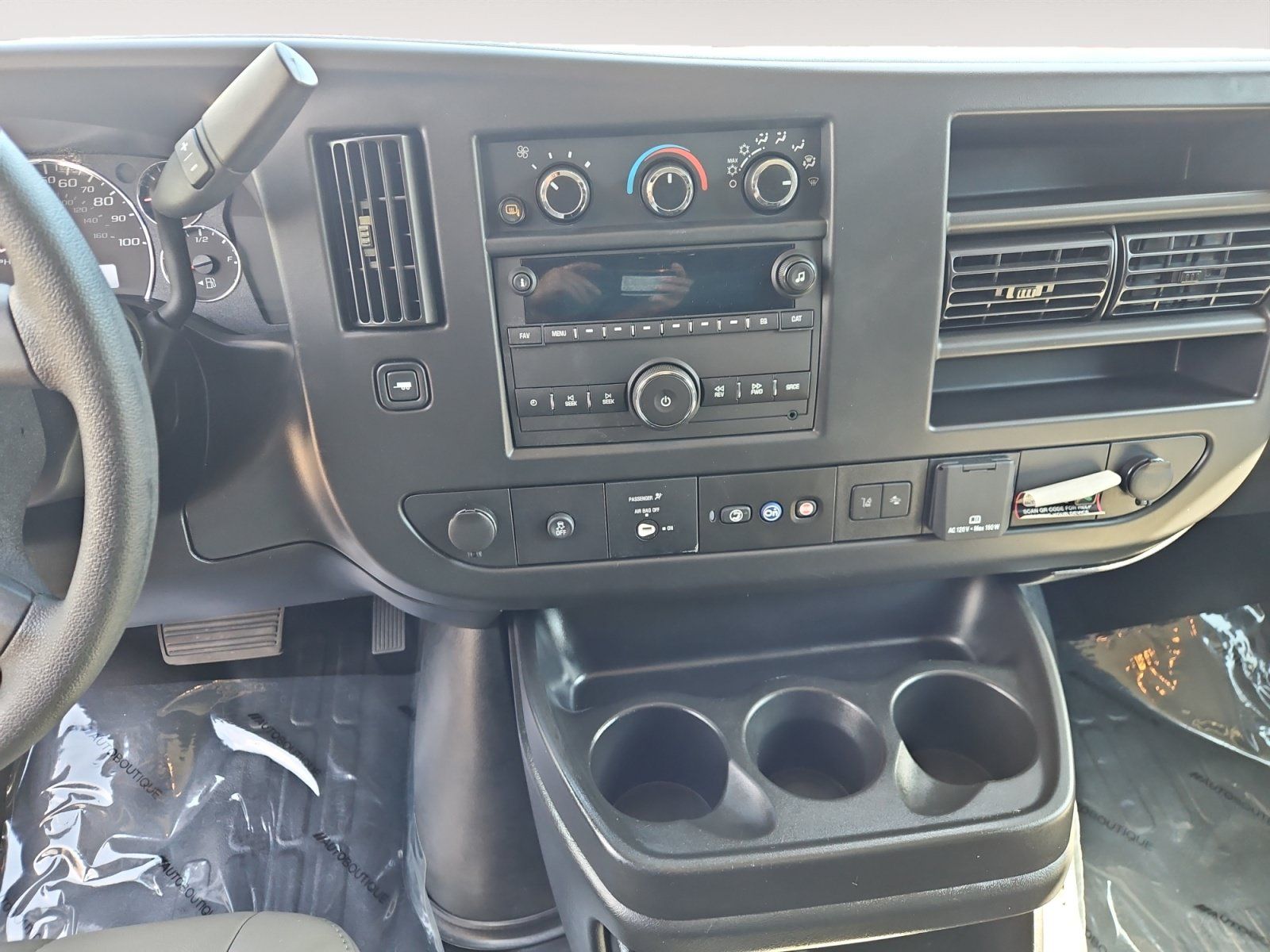 Used 2025 Chevrolet Express 2500 w/ Enhanced Convenience Package RWD image 16