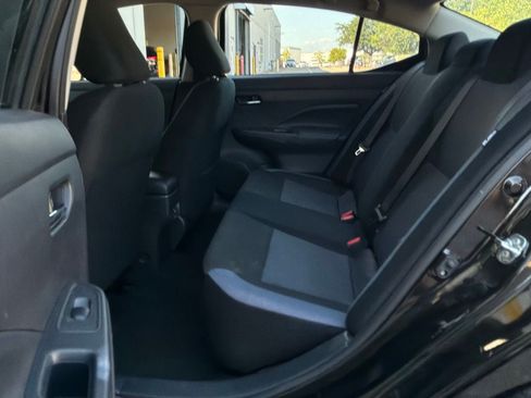 Used 2025 Nissan Versa SV FWD image 11