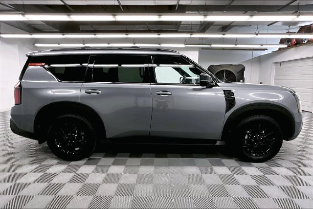 Used 2025 Nissan Armada PRO-4X AWD/4WD image 15
