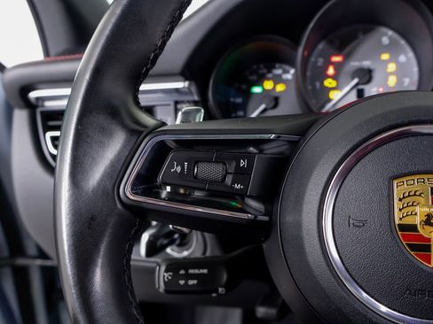 Certified 2022 Porsche Macan S w/ Premium Package Plus AWD/4WD image 23