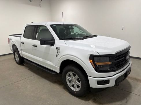 New 2026 Ford F150 XLT w/ Tow/Haul Package AWD/4WD image 3
