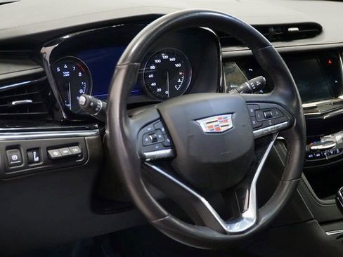 Certified 2023 Cadillac XT6 Premium Luxury w/ Technology Package image 10