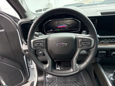 Used 2024 Chevrolet Silverado 1500 LT Trail Boss w/ LT Trail Boss Premium Package image 11