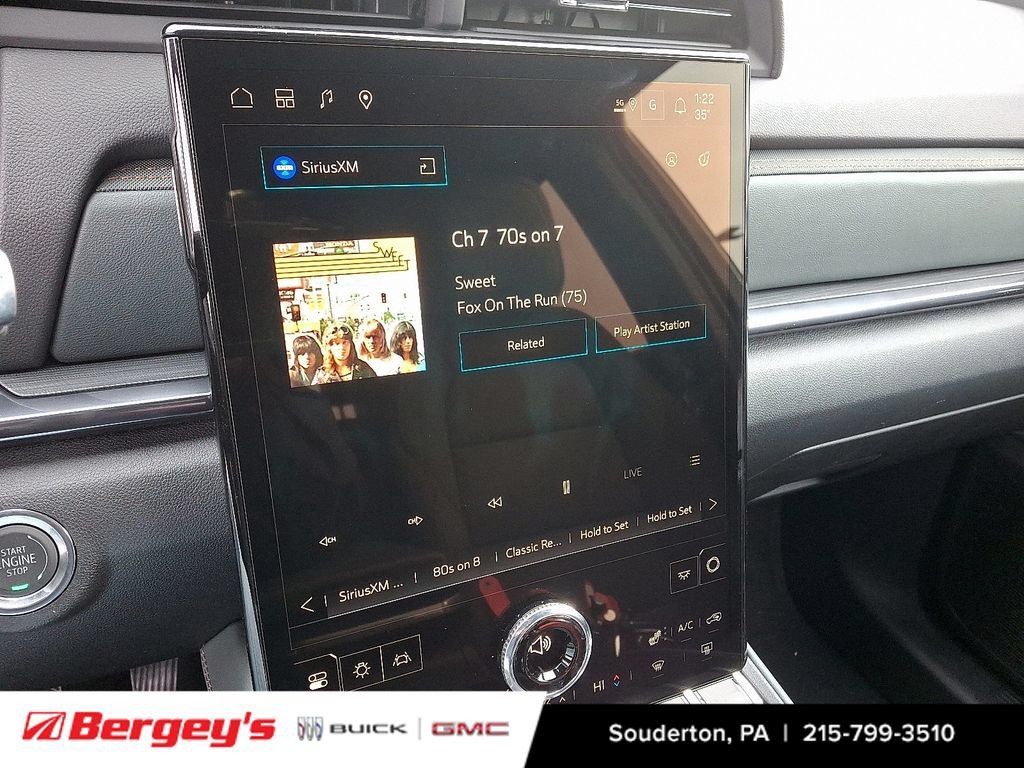 New 2026 GMC Terrain AT4 w/ LPO, Black Badging Package AWD/4WD image 13