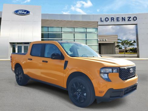 New 2026 Ford Maverick XLT w/ XLT Luxury Package AWD/4WD image 3