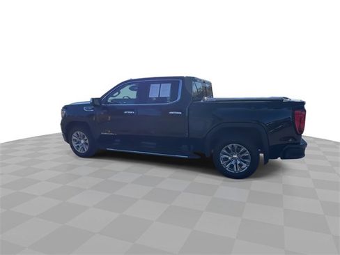 Used 2022 GMC Sierra 1500 Denali image 6