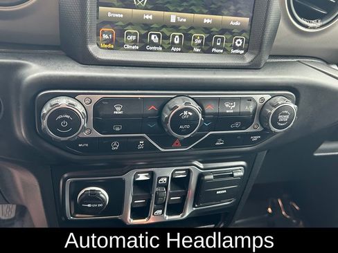 Used 2021 Jeep Wrangler Unlimited Sport image 22