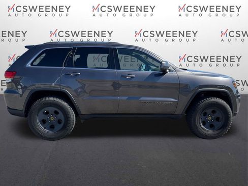 Used 2020 Jeep Grand Cherokee Laredo w/ 18" Wheel & 8.4" Radio Group image 6