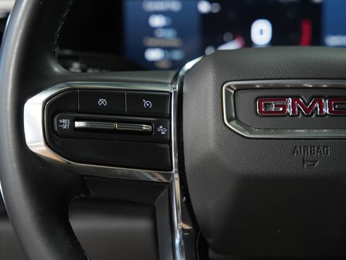 Used 2024 GMC Canyon Elevation w/ Convenience Package RWD image 32