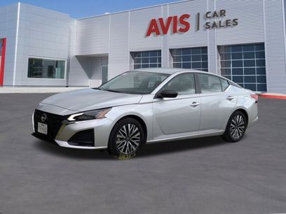 Used 2024 Nissan Altima 2.5 SV