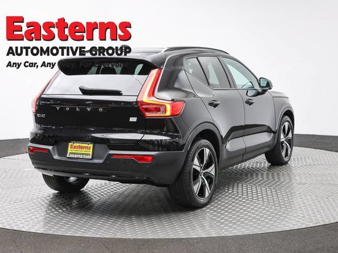 Used 2022 Volvo XC40 P8 Recharge Plus AWD/4WD image 5