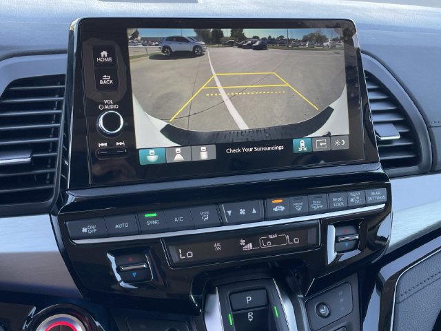 New 2027 Honda Odyssey Touring image 17