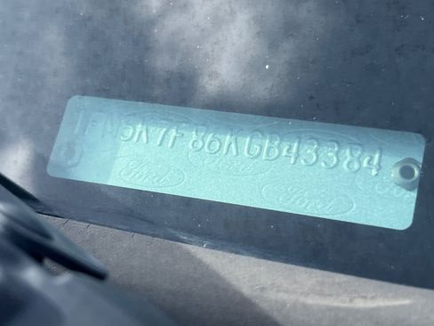 Used 2019 Ford Explorer Limited w/ Class III Trailer Tow Package image 23