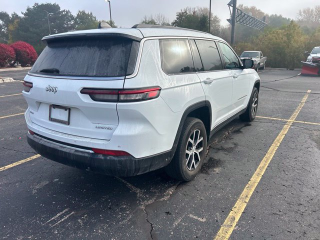 Used 2024 Jeep Grand Cherokee L Limited AWD/4WD image 4