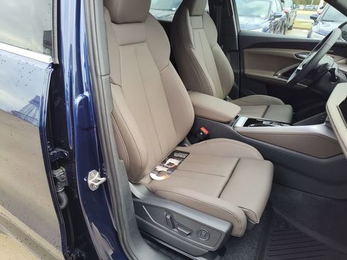 New 2025 Audi Q5 Premium Plus image 12