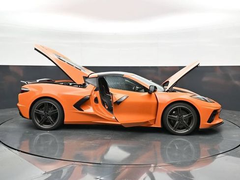 Used 2024 Chevrolet Corvette Stingray Premium Cpe w/ Z51 Performance Package RWD image 48