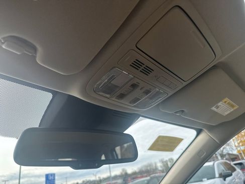 Used 2022 Honda CR-V EX-L image 29