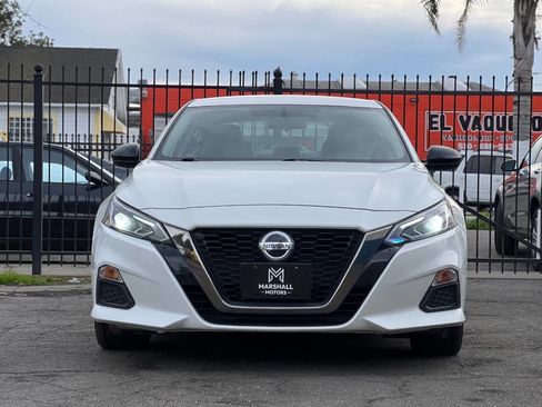 Used 2019 Nissan Altima 2.5 SR image 2