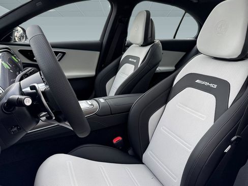 New 2026 Mercedes-Benz E 53 AMG e 4MATIC Sedan image 5