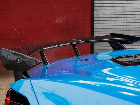 Used 2022 Chevrolet Corvette Stingray Coupe w/ 1LT image 21