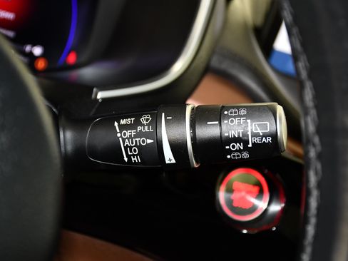 Certified 2024 Acura MDX SH-AWD w/ Technology Package image 23