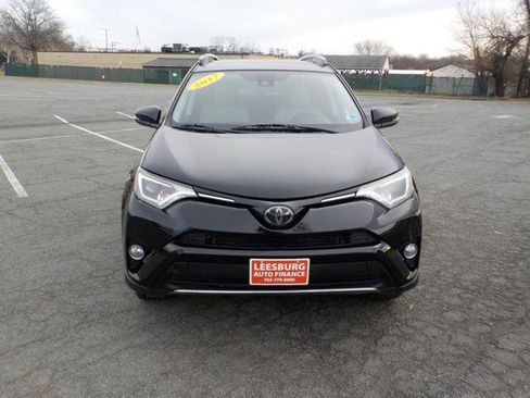 Used 2017 Toyota RAV4 XLE image 5