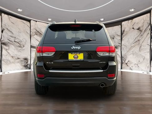 Used 2018 Jeep Grand Cherokee Limited AWD/4WD image 6