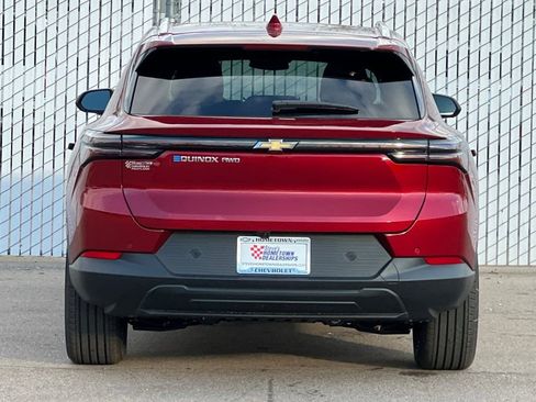 New 2026 Chevrolet Equinox EV LT image 5