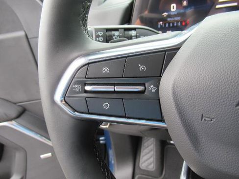 New 2025 Chevrolet Suburban High Country image 18