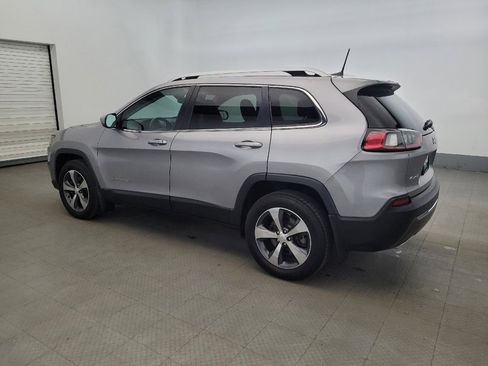 Used 2019 Jeep Cherokee Limited AWD/4WD image 3