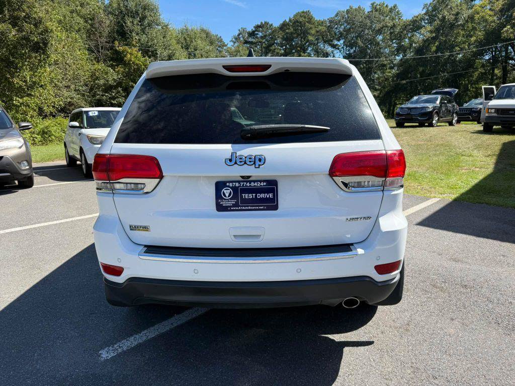 Used 2015 Jeep Grand Cherokee Limited w/ Luxury Group II RWD image 6