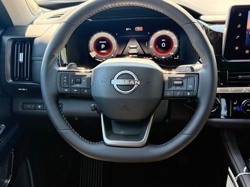 New 2026 Nissan Pathfinder Platinum AWD/4WD image 24