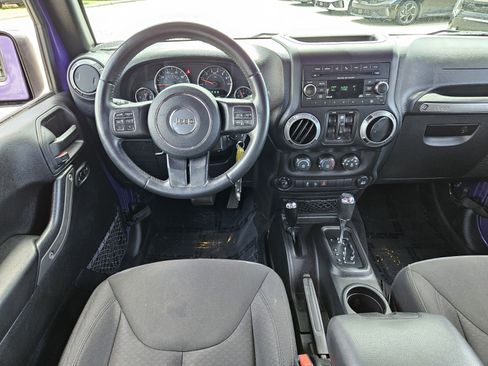 Used 2017 Jeep Wrangler Unlimited Sport w/ Quick Order Package 24S AWD/4WD image 12