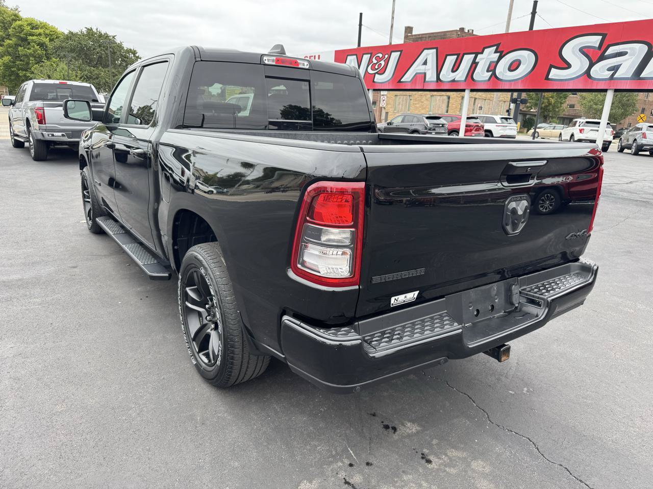 Used 2022 RAM 1500 Big Horn AWD/4WD image 7