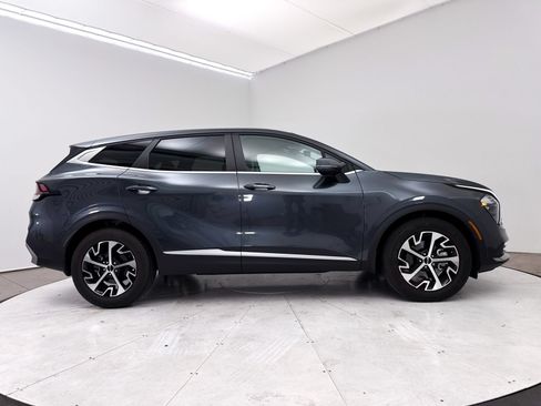 Certified 2023 Kia Sportage EX FWD image 40
