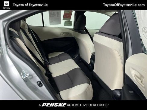Used 2026 Toyota Corolla LE FWD image 11