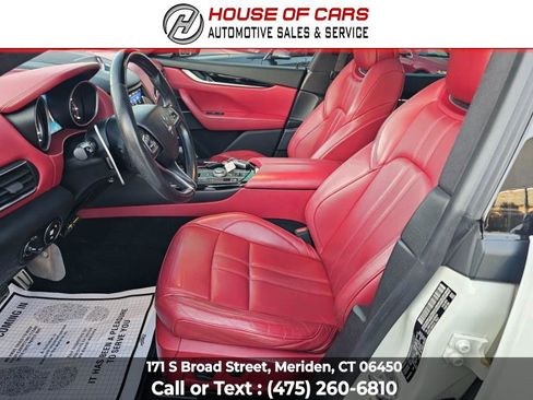 Used 2018 Maserati Levante GranSport image 37