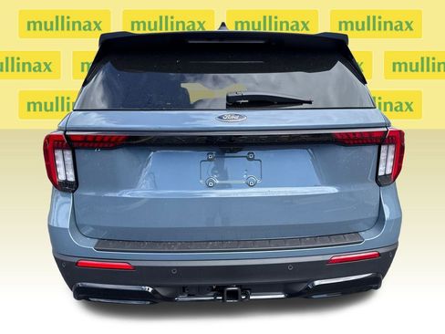New 2026 Ford Explorer ST-Line image 14